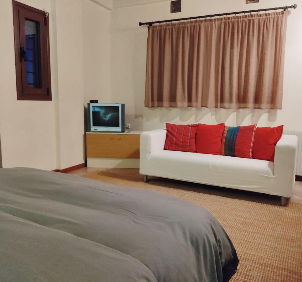 Klio Guesthouse ポルタリア エクステリア 写真